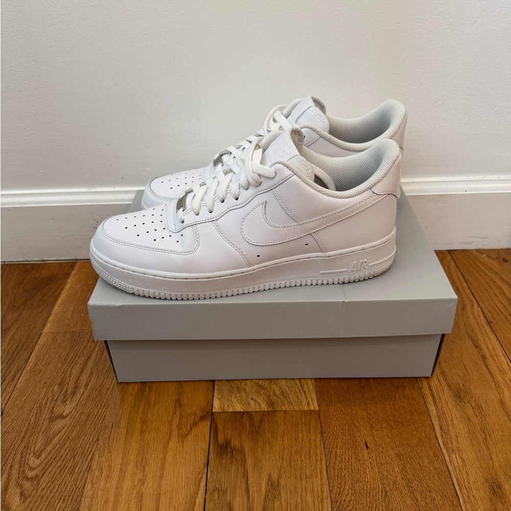 Nike Air Force 1 Triple White Sneakers